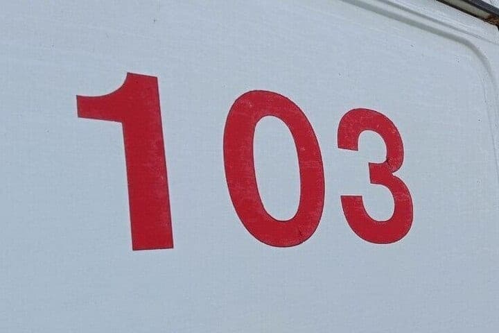 Man drowns while swimming in swimming pool