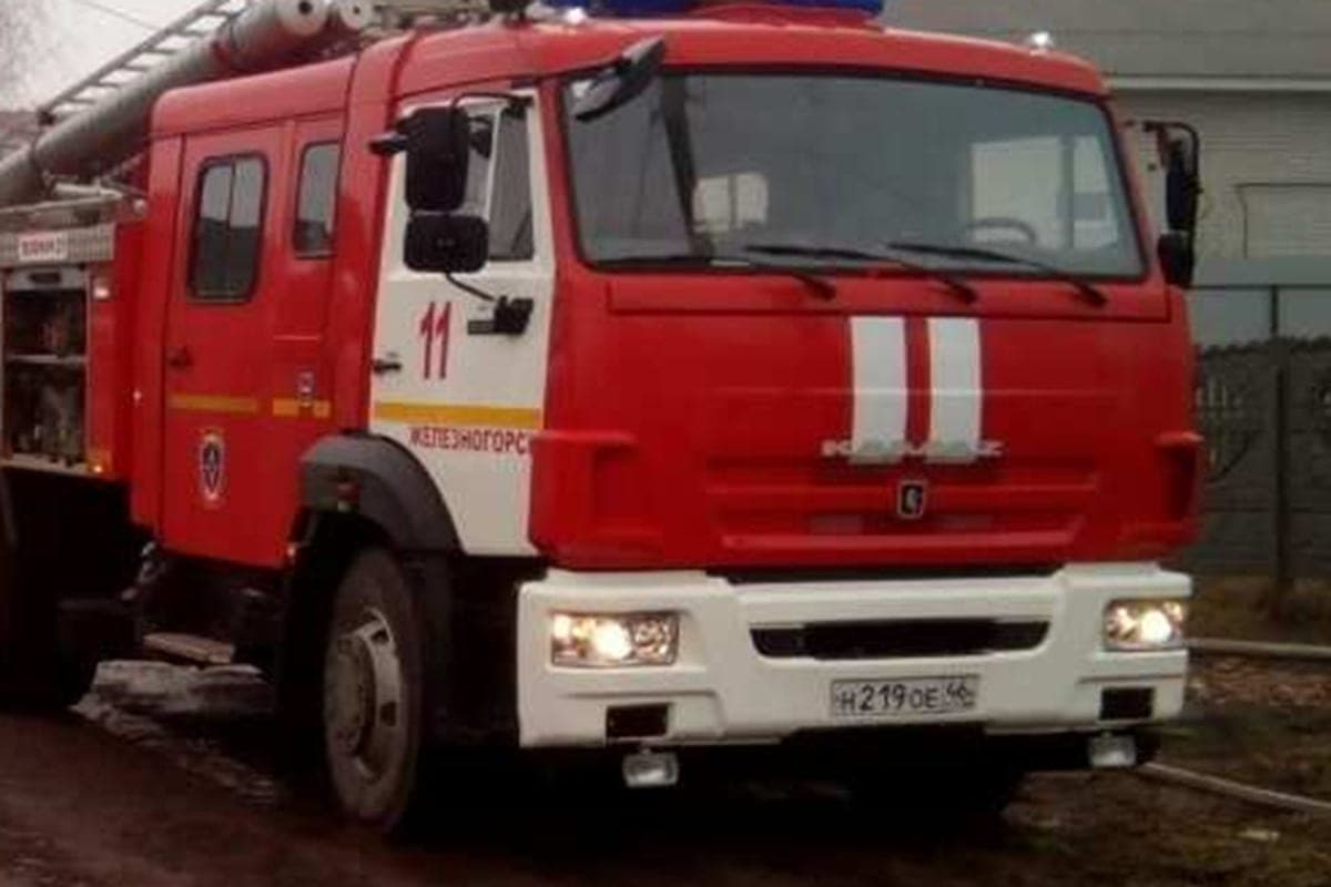 In Zheleznogorsk im Feuer in der Wohnung evakuiert 16 Menschen