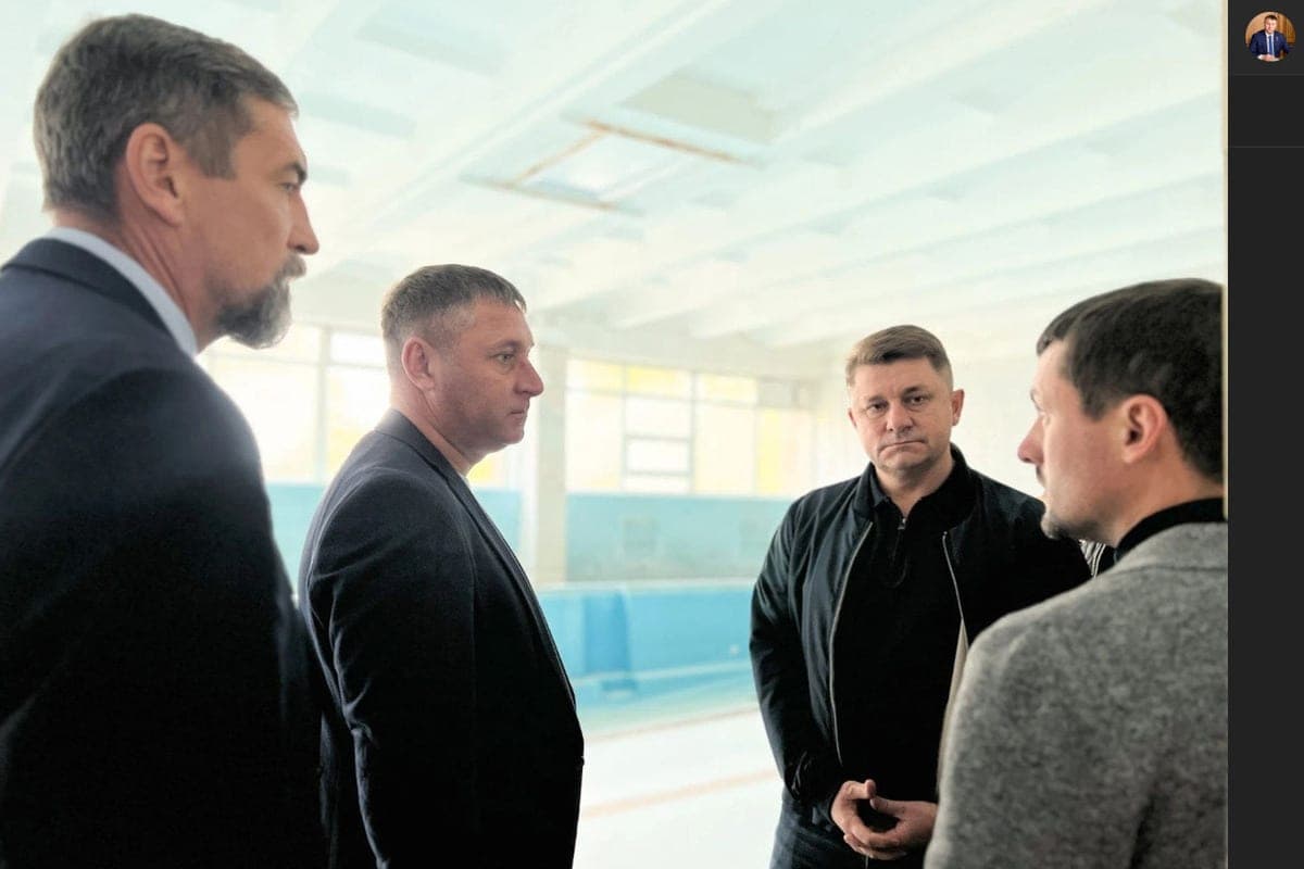 Shuvaev checked the reconstruction of sports school No. 3 in Belgorod