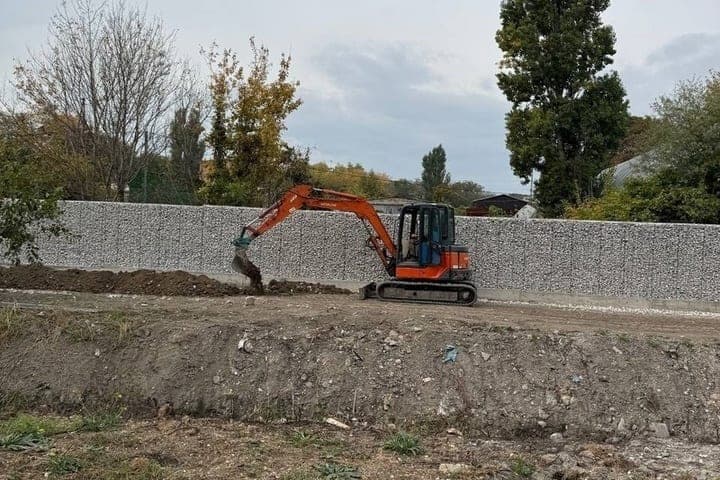 Improvement of the territory from Kecskemetska to Titov in Simferopol is coming to an end