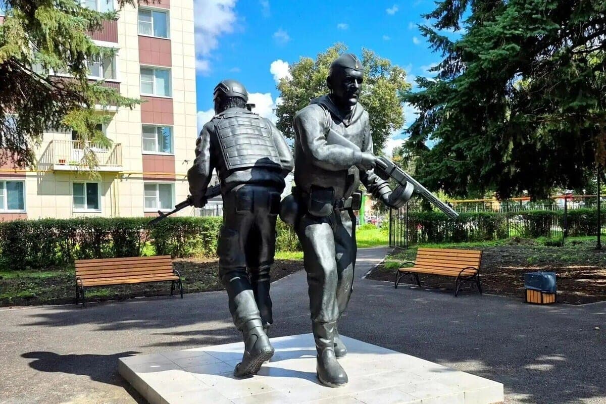 In Lebedyan desecrated the monument to the defenders of the Fatherland