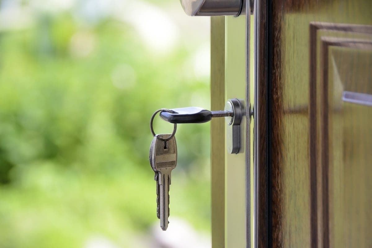 Voronezh orphan received a house after appealing to the Investigative Committee