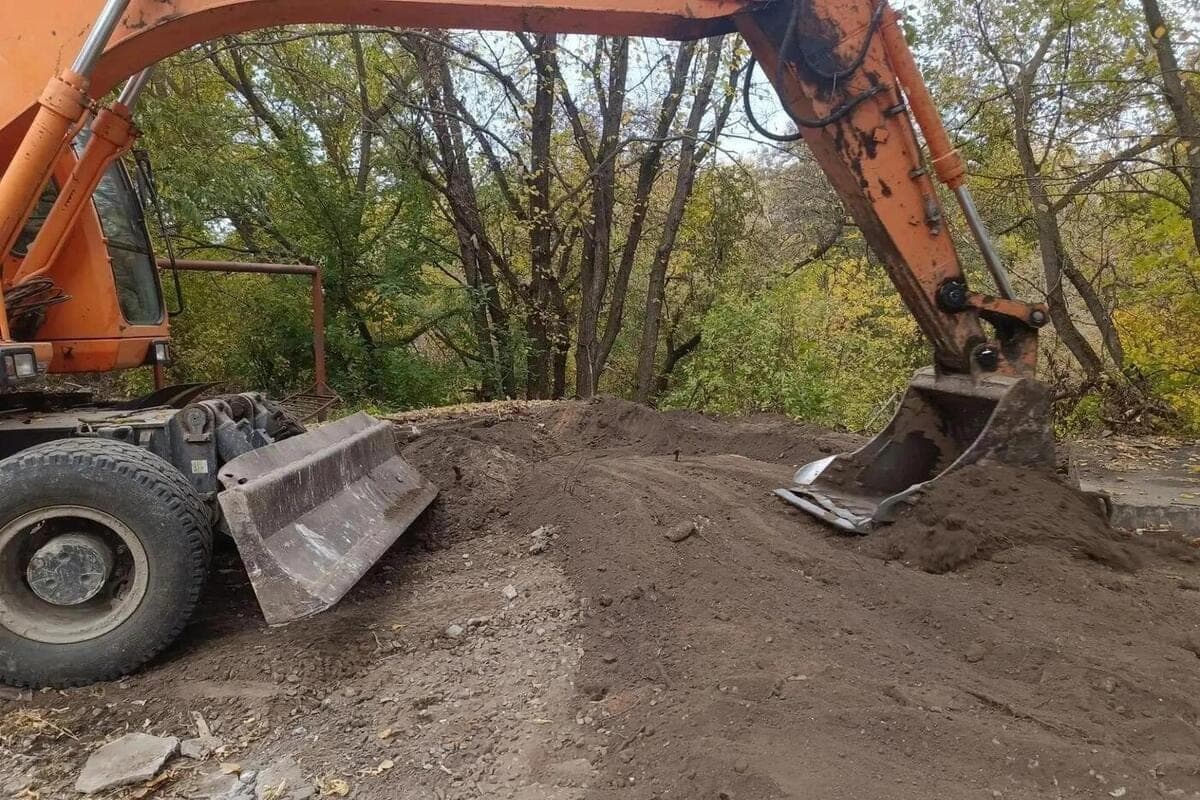 Near the cold canal in Kursk removed more than 90 illegal garages