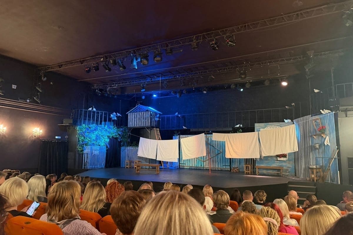 "Lyudk, Ludk!" How the Smolensk Chamber Theatre turned folk classics into vulgar cabbage