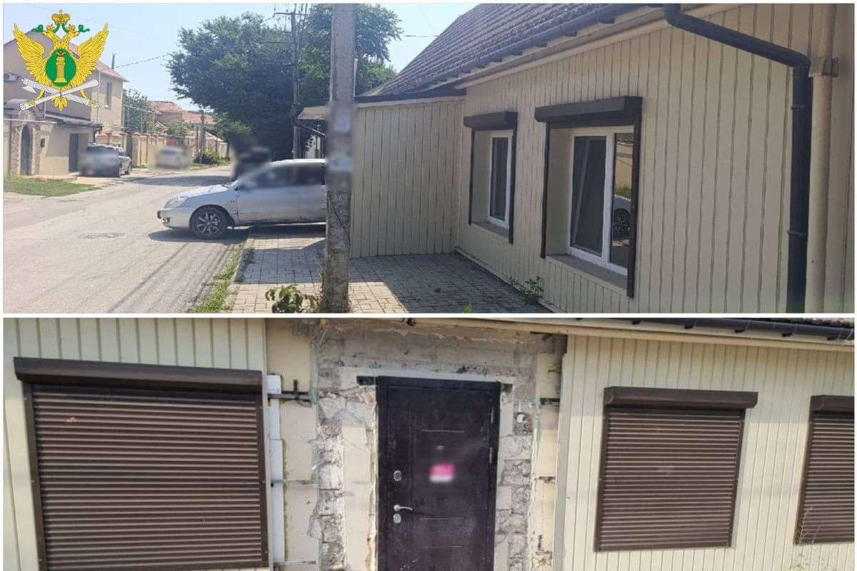 In Simferopol demolished unauthorized annex under the control of bailiffs
