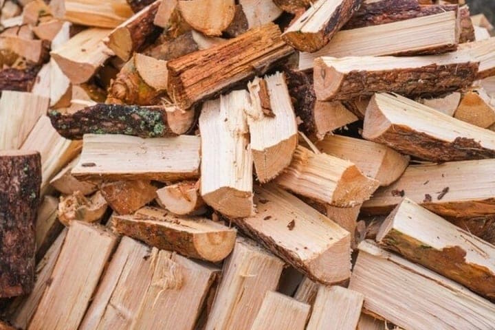 In Lower Torgay, a large family helped with firewood