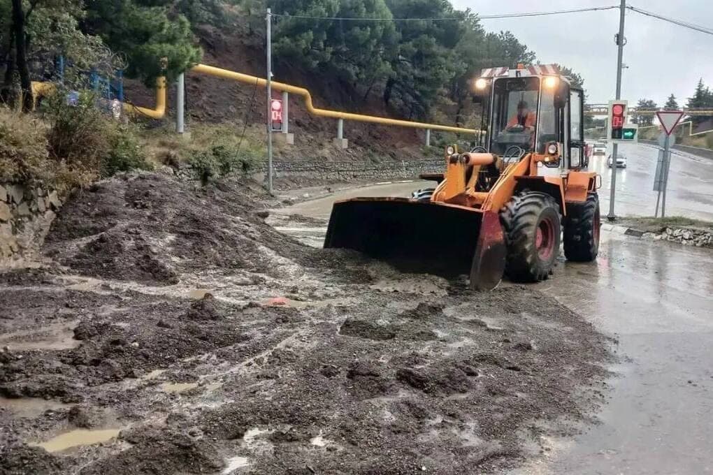 In Yalta after the rains restored infrastructure in the most affected areas