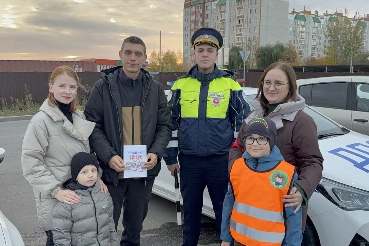 Employees of the State Traffic Inspectorate congratulated Orel drivers on the Day of the Motorist
