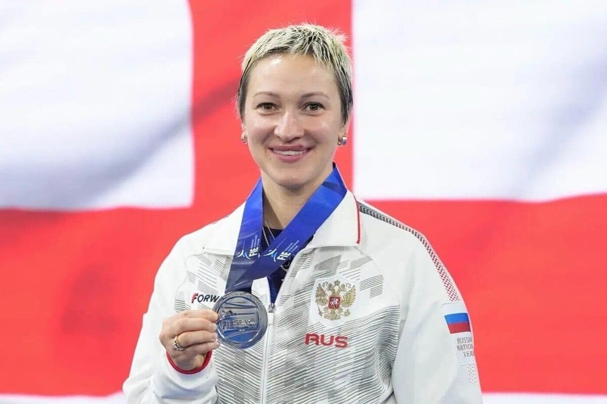 Курянка Юлия Бирюкова завоевала золото и серебро чемпионата мира по фехтованию