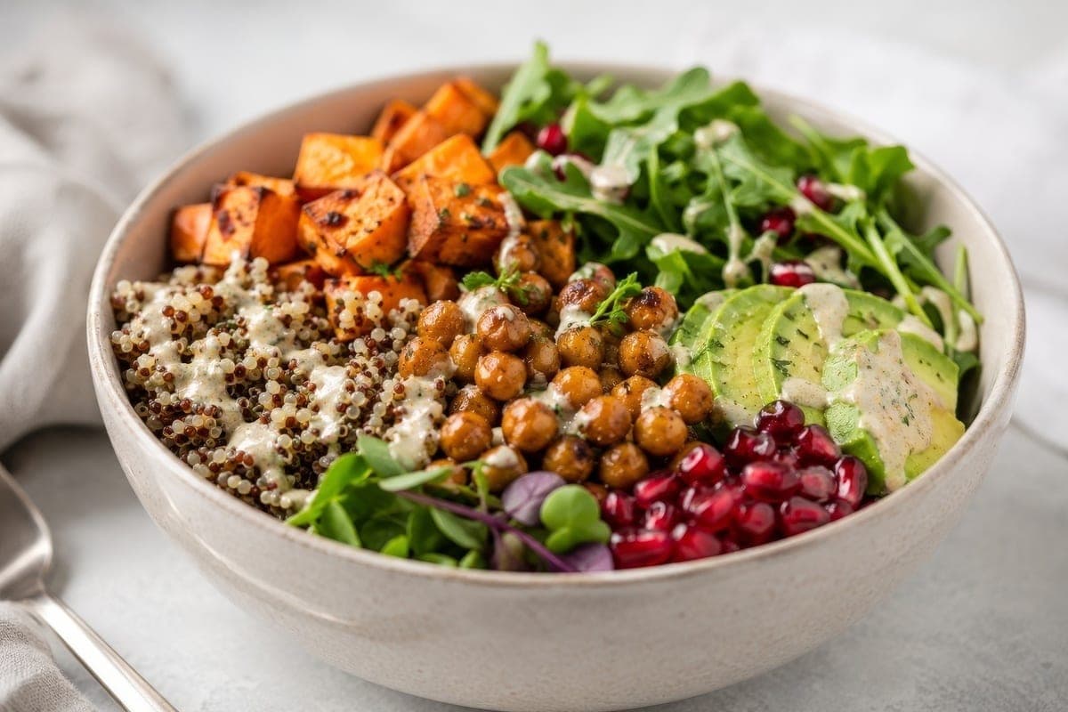 The secret of McPherson, Aniston and Beckham: what is an alkaline diet