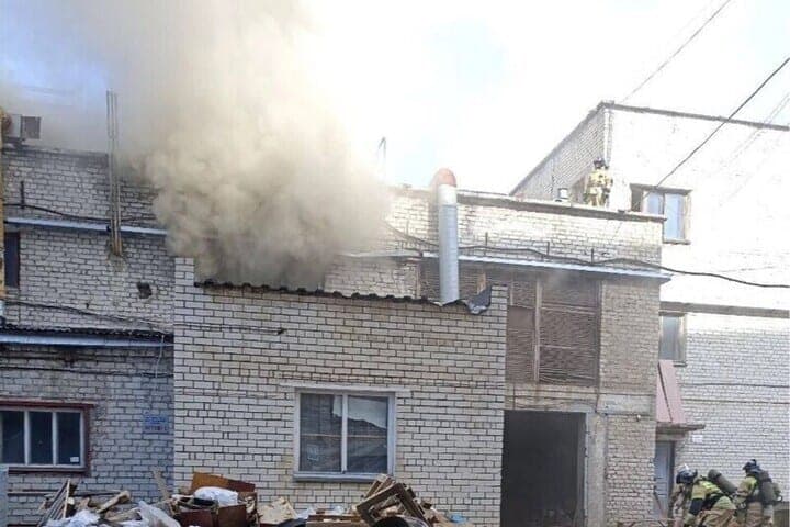 In Voronezh on Vitruk suddenly broke out abandoned 4-storey