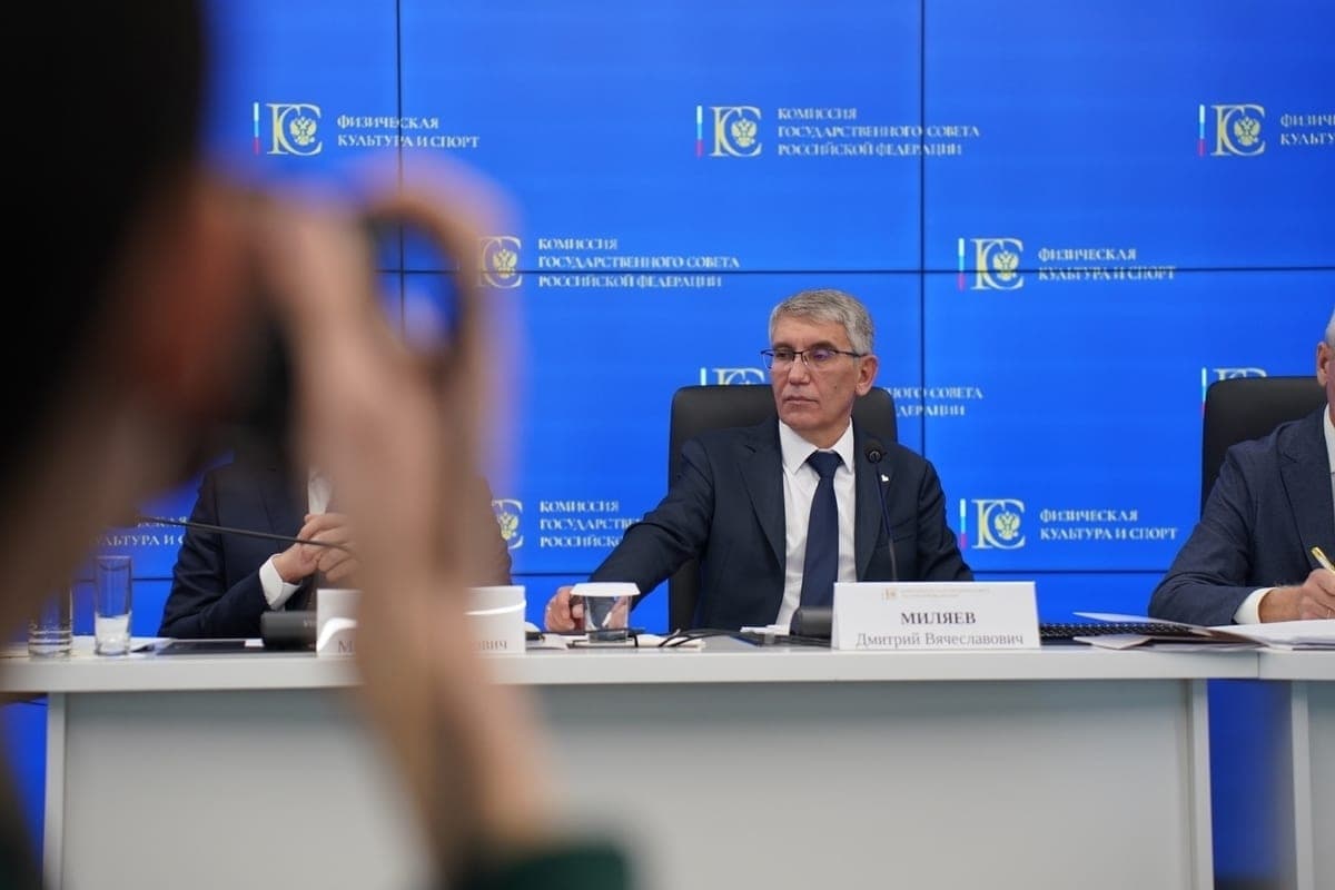 Milyaev voiced the initiative on student sports at a meeting of the State Council