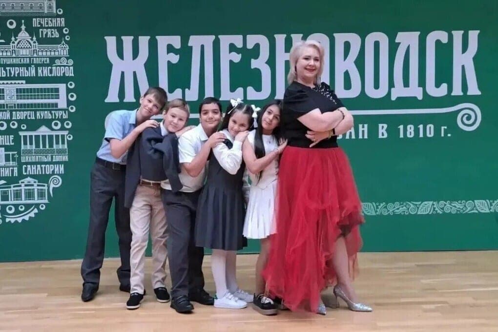 Jóvenes talentos de Zheleznovodsk ganaron premios en el festival "Bright Pearl"