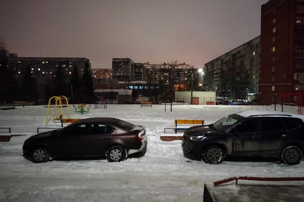 Автоэксперт советует не оставлять в машине в холода бутылки и аэрозоли