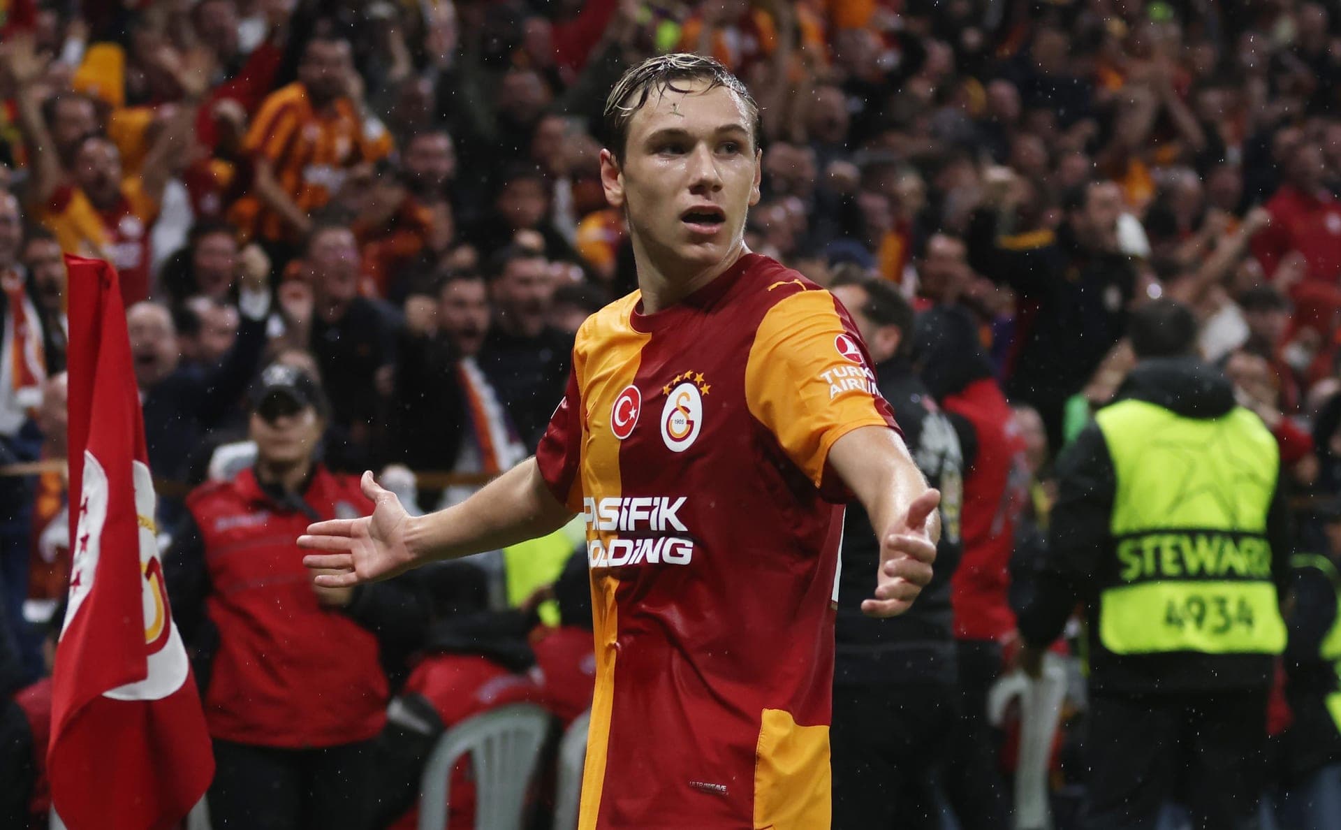 Barcelona besiegte Galatasaray im Spiel mit dem Tor von Batrakov in der Champions League
