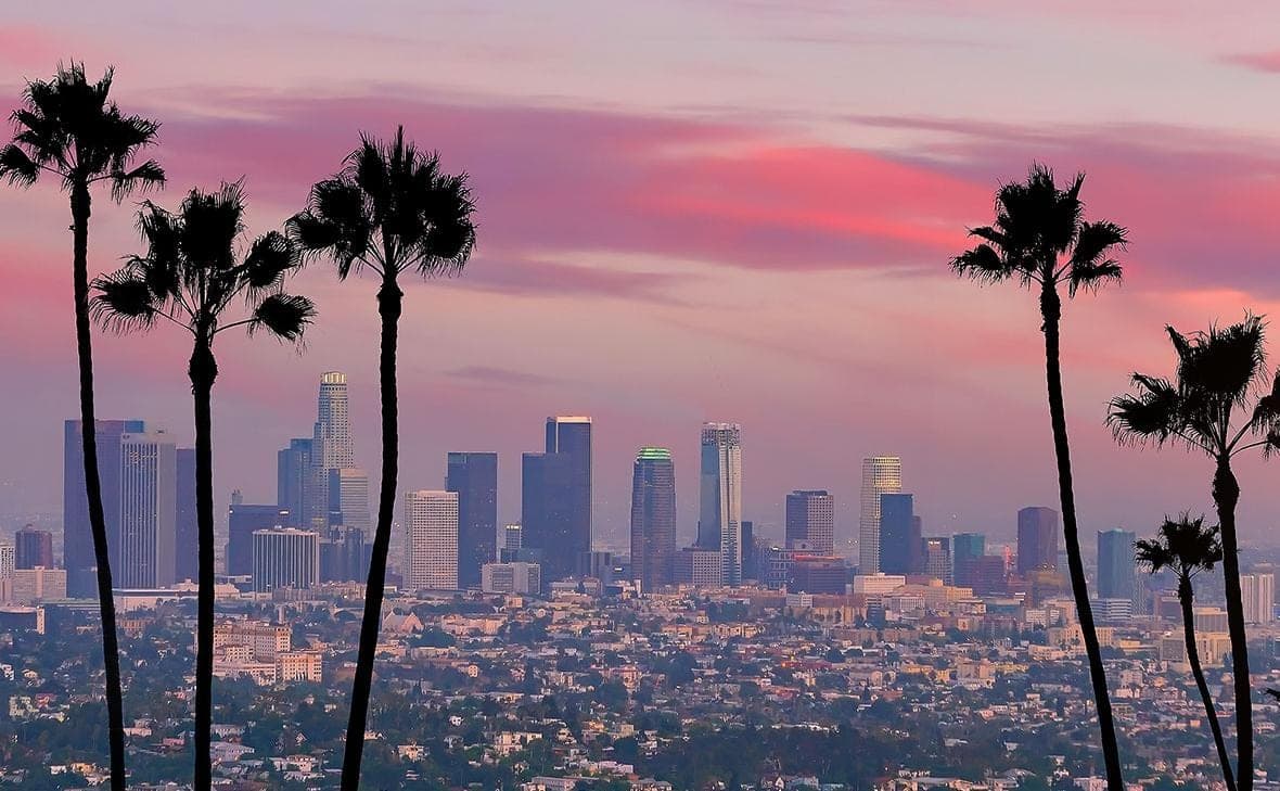 Zuckerberg stayed, others left: who left California because of the tax