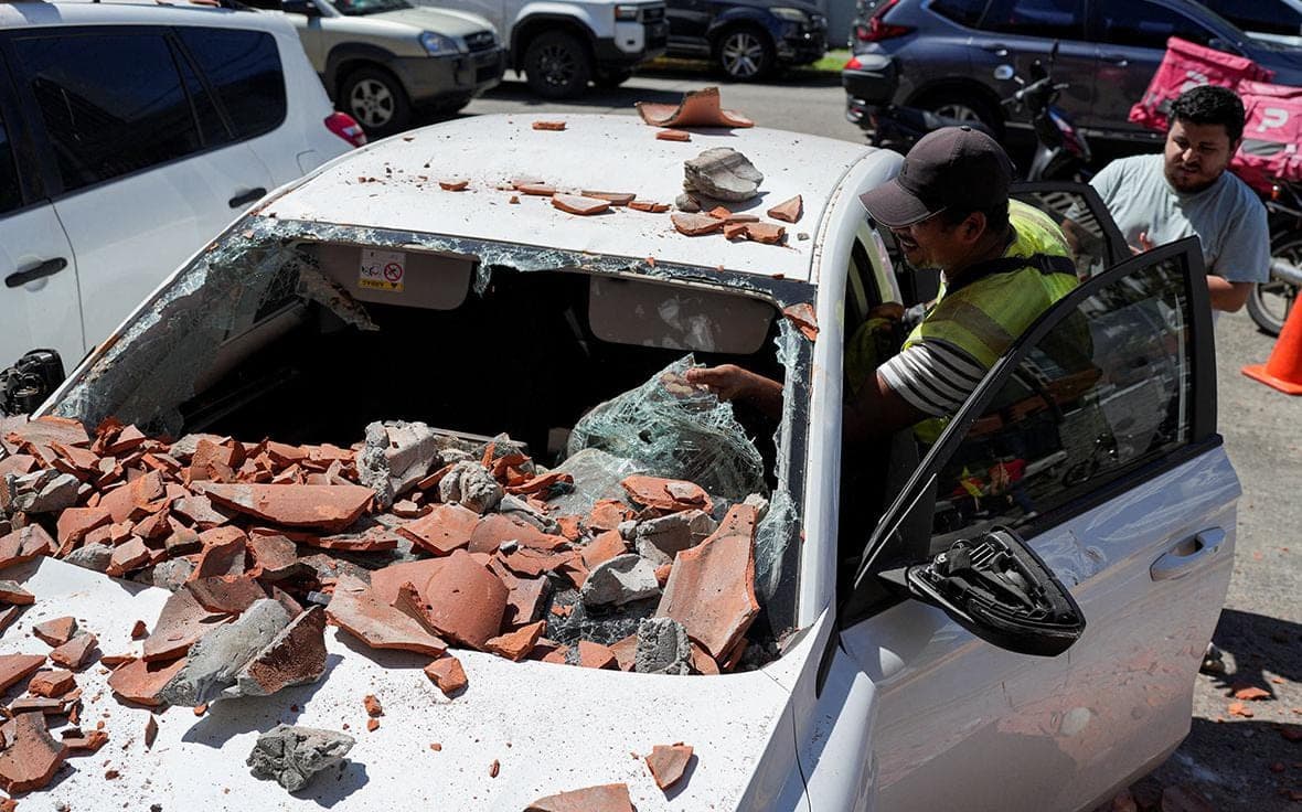 The consequences of a powerful earthquake in Panama. Video