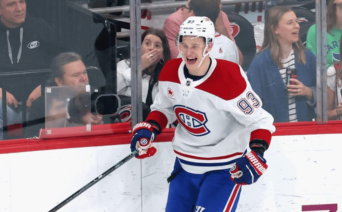 Russian NHL star decides to save driving license in Canada