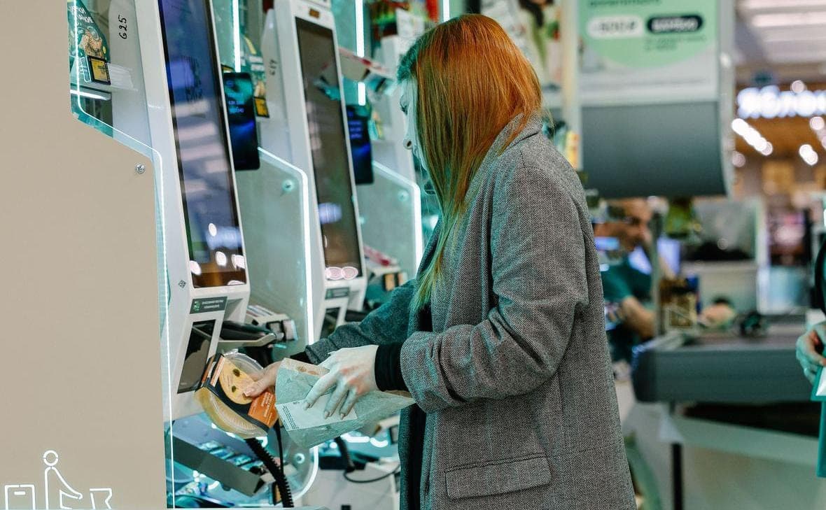 Россияне назвали соотношение зарплат и повседневных расходов