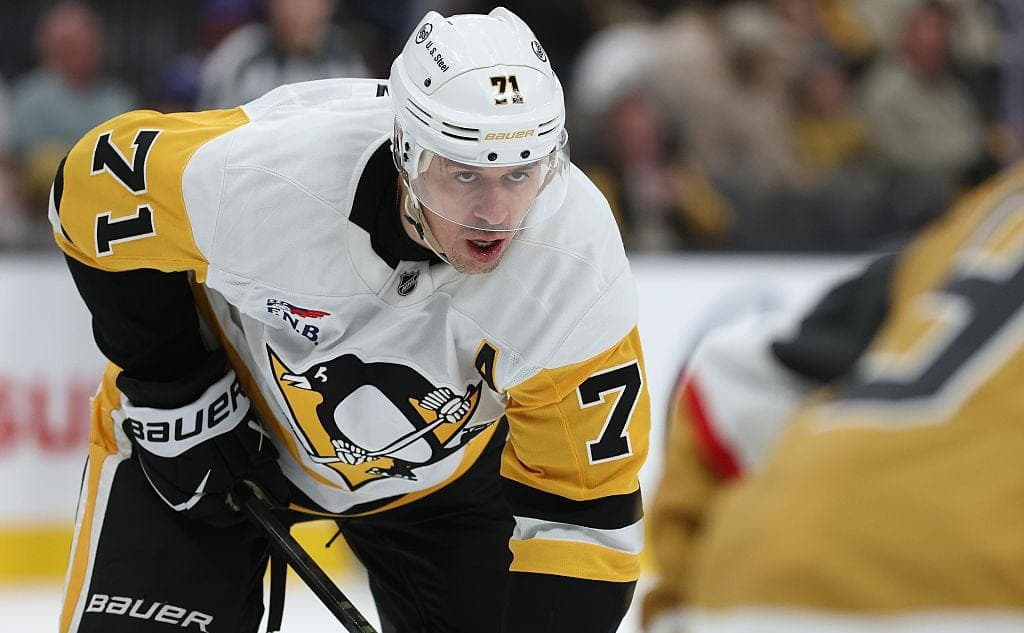 Malkin scored two points and became the 21st among the best scorers in NHL history