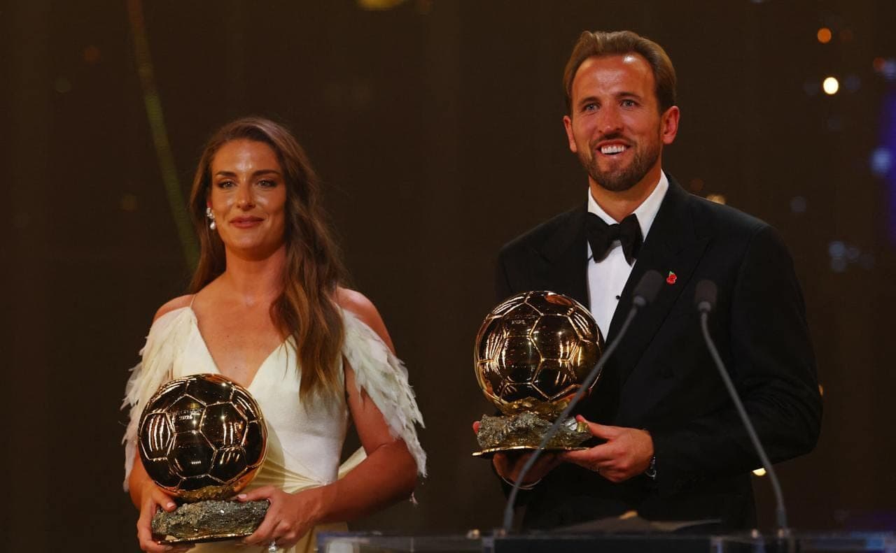 The Russians, by. How was the anniversary ceremony of the “Golden ball”