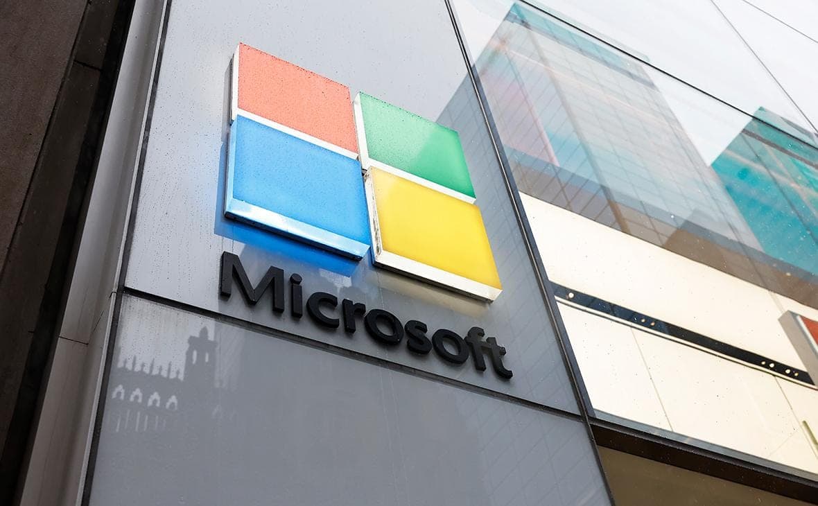 США ограничили Microsoft оформление грин-карт на фоне обвинений Вэнса