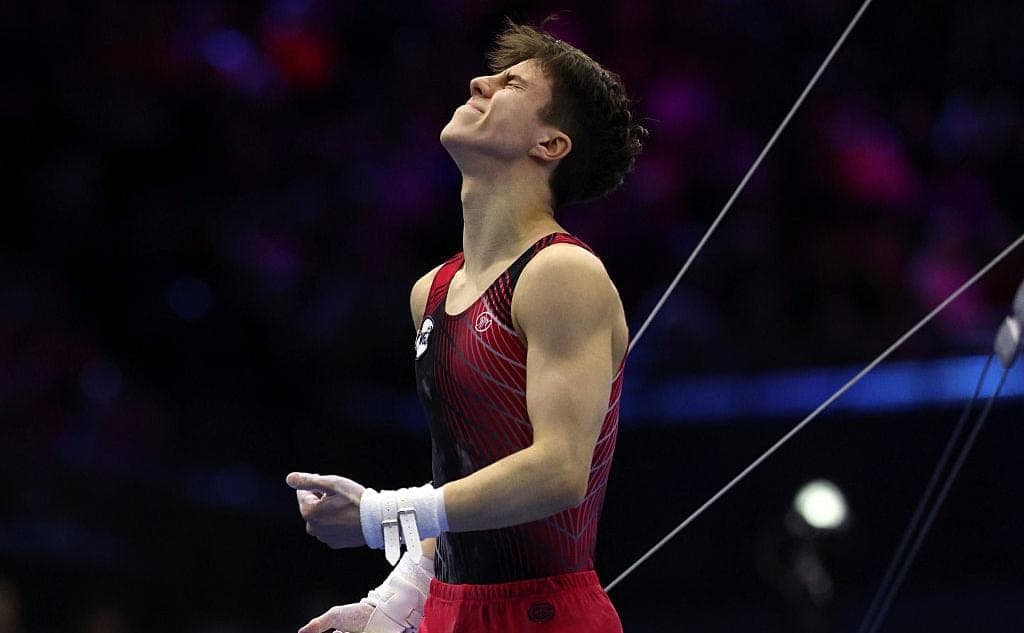 Russian gymnast lost chances for the World Cup medal, falling on the last shell