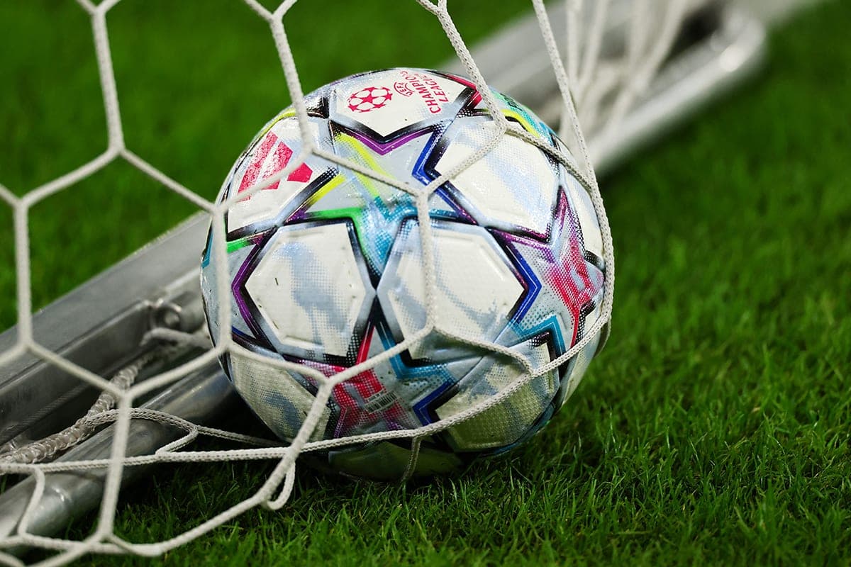 Le match de la Ligue des Champions de football a joué un match nul