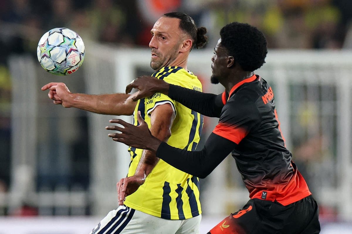 Fenerbahce y Praga Slavia no revelaron al ganador en el juego de la etapa general de la Champions League