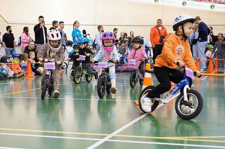 At the velodrome "Minsk-Arena" was held the grand final of the fifth season of the competition "Pershy Rovar"