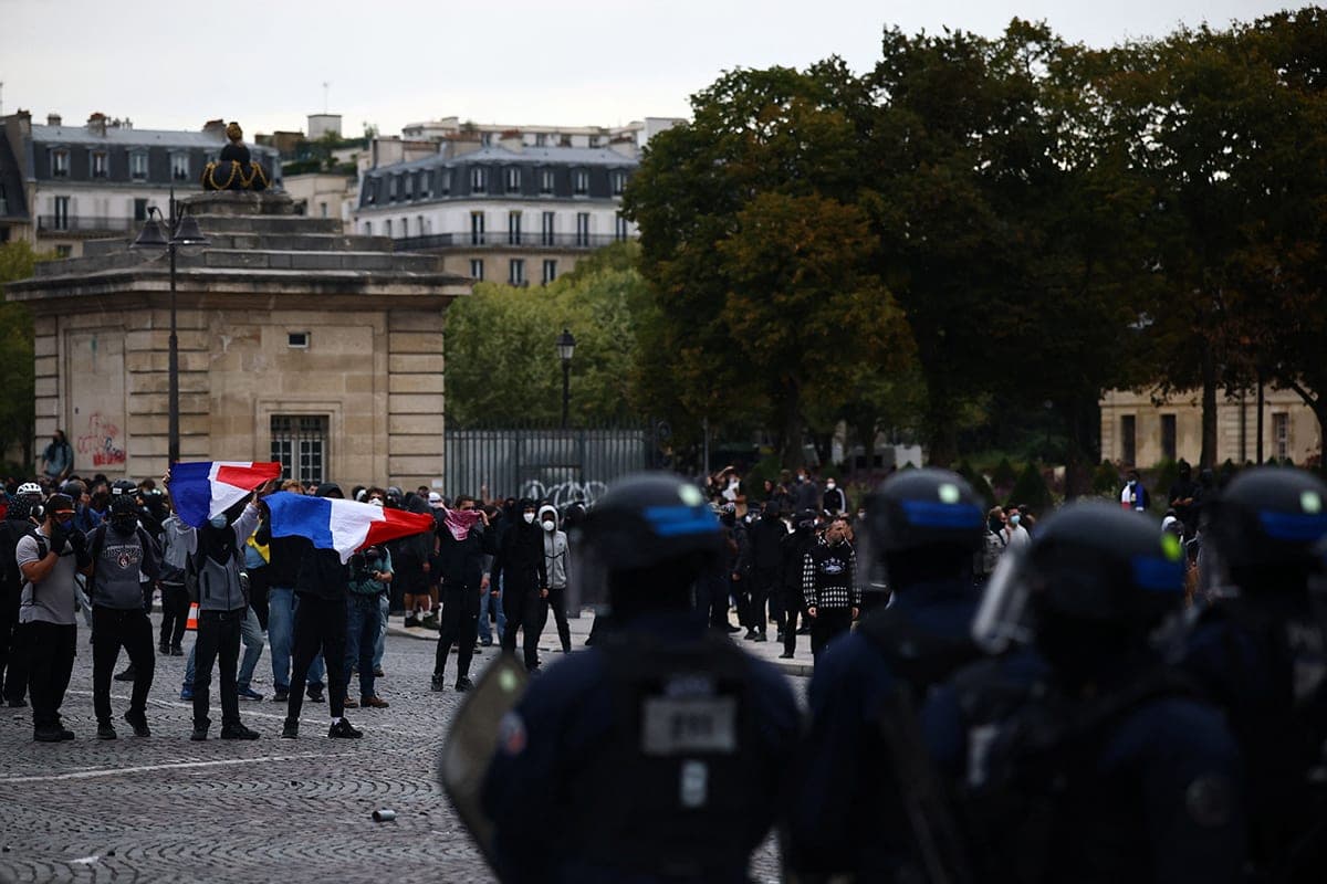 The interior Ministry of France called the number of participants of student protests