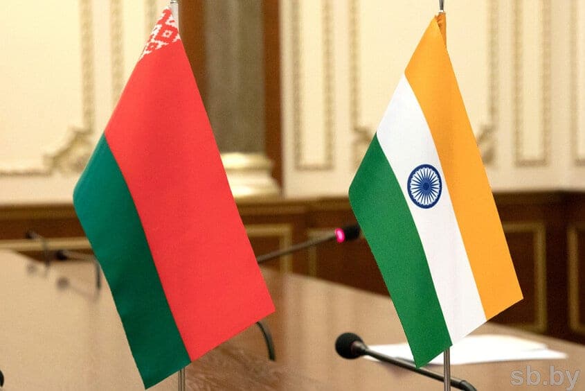 Belarus attaches great importance to Belarusian-Indian cooperation: Ipatov at a meeting with Speaker Lok Sabhi