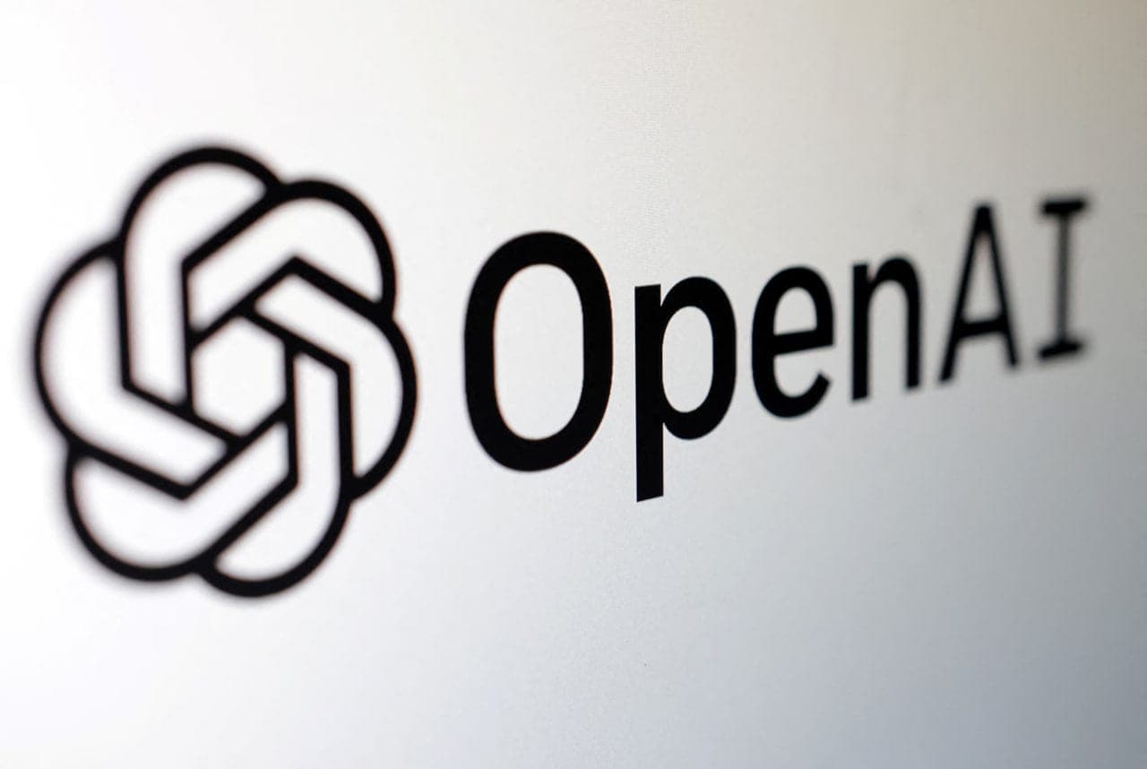 OpenAI has implemented in ChatGPT the function of protecting chats with PIN code