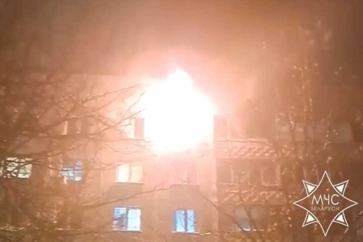 Emergencies Ministry workers rescued a man in a fire in Minsk