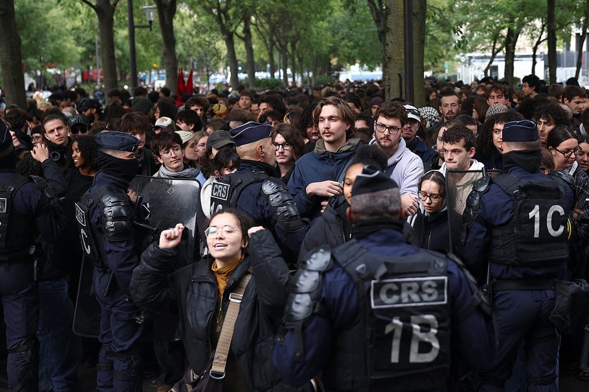 TF1: во Франции на протестах 24 октября ожидают до 500 тыс. участников