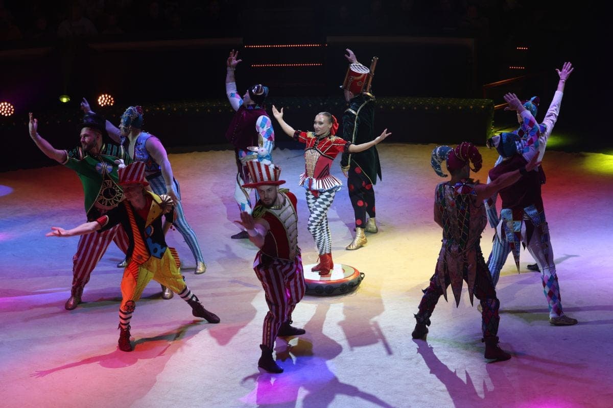 BCJ organized a trip to the circus for hundreds of children of the SOC and family-type houses from Vitebsk and Minsk regions