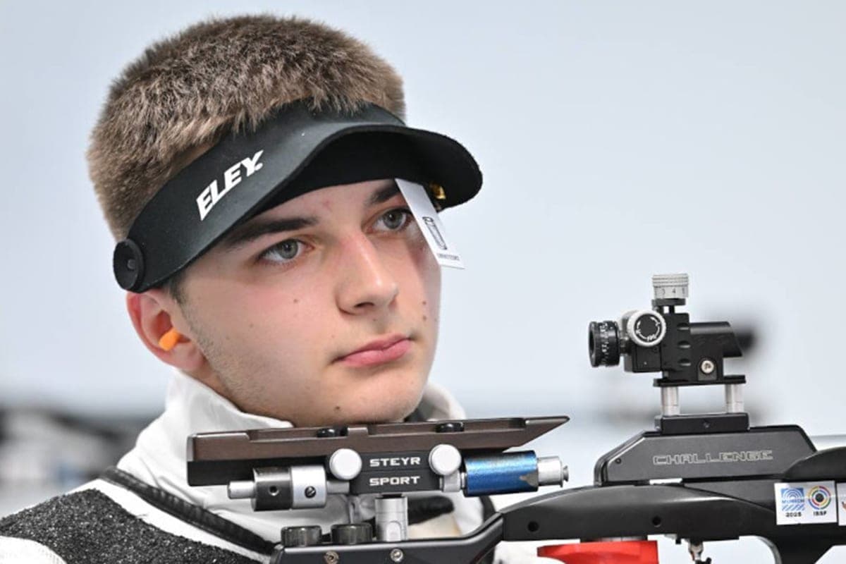 Белорус Ливанцов выиграл турнир Гран-при ISSF в Казахстане в стрельбе из винтовки