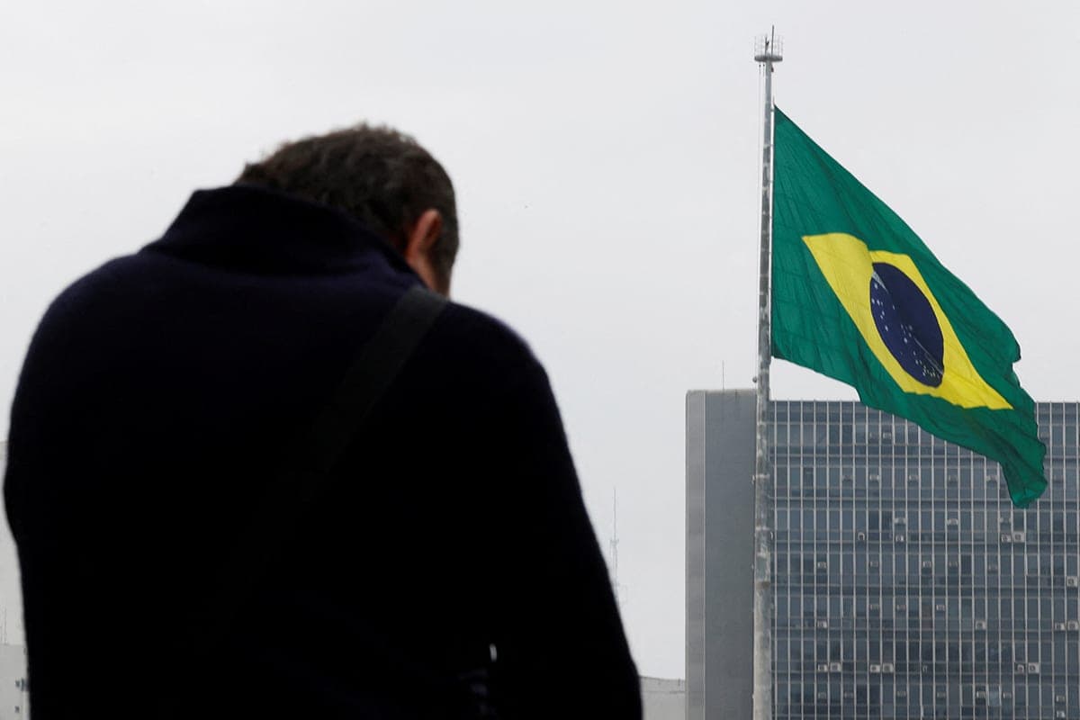 Brazilian Senate approves reduction of working week