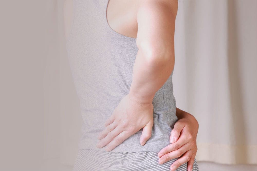 Wie man Probleme mit dem Hüftgelenk erkennt: 4 auffällige Anzeichen eines Traumaten