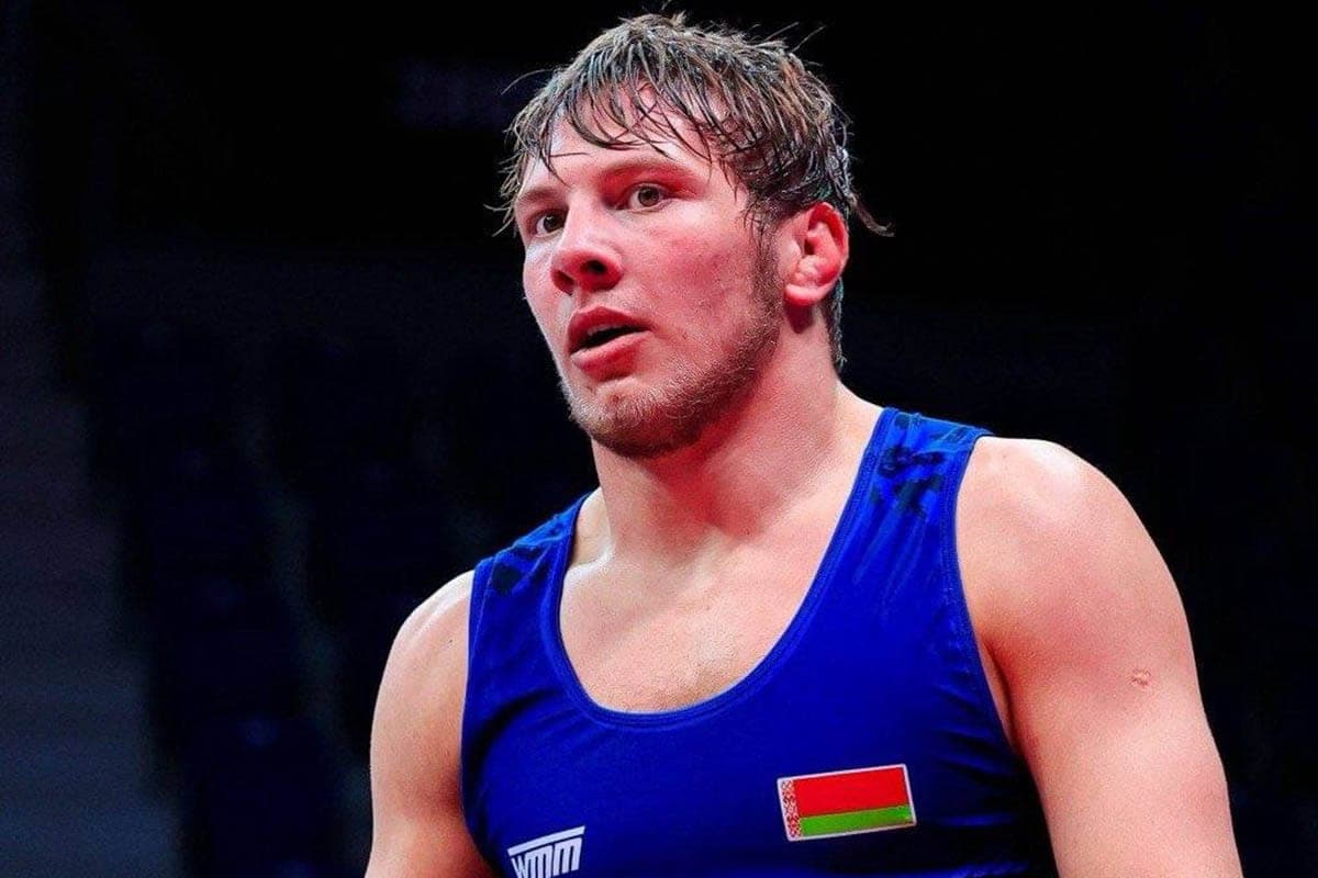 Weißrussischer Wrestler Khaslakhanov erreichte das Finale der Jugendweltmeisterschaft in den Vereinigten Staaten