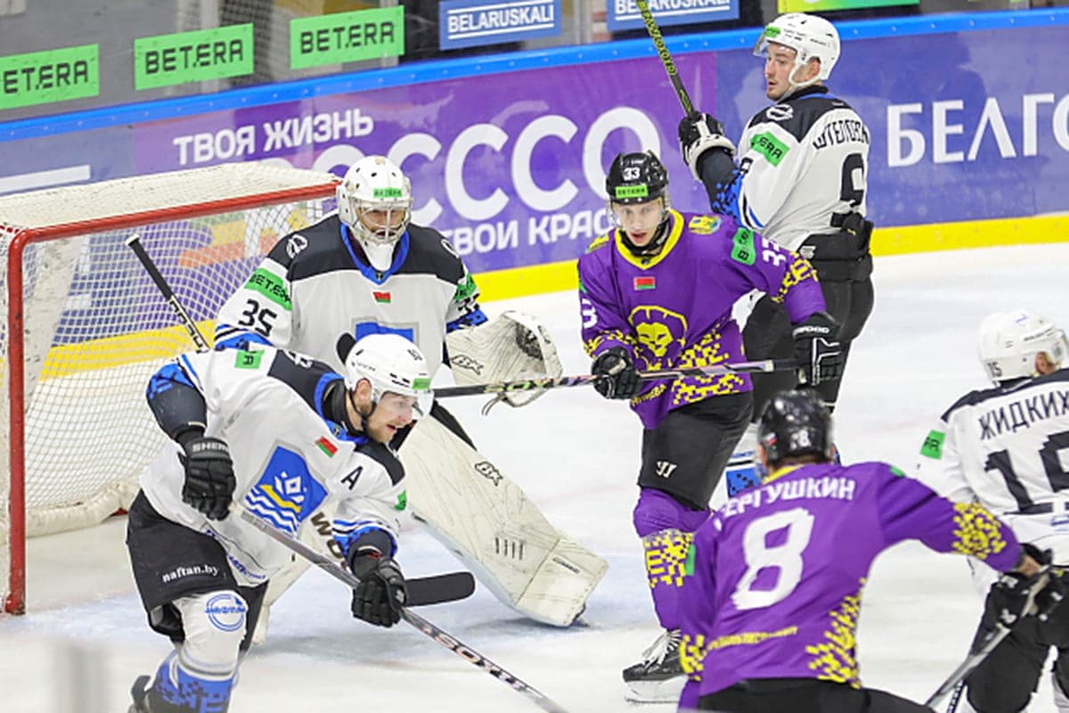 Hockey players “Mogilev” defeated Novopolotsk “Chemist” in the game of the national championship