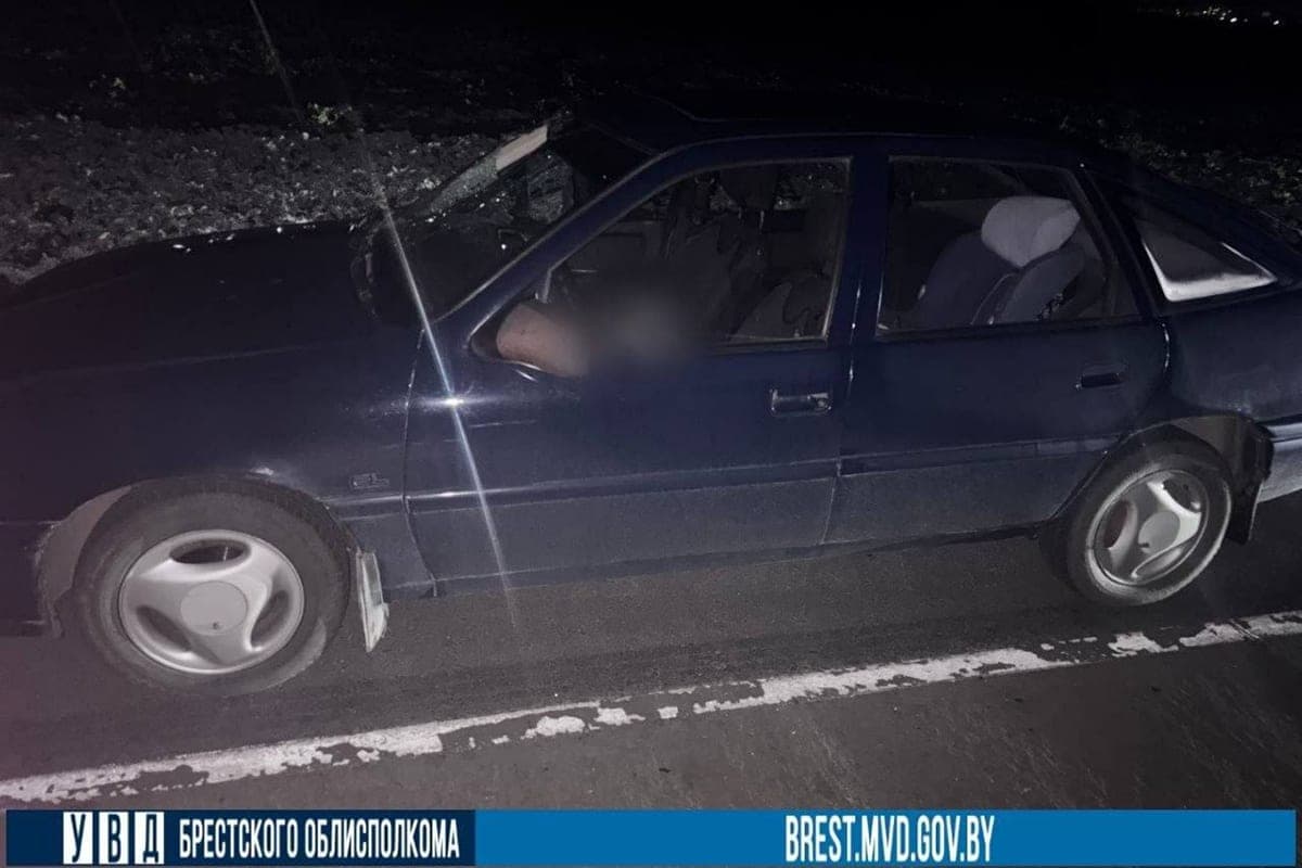 В Пинском районе водитель легковушки наехал на 17-летнего пешехода — он в больнице