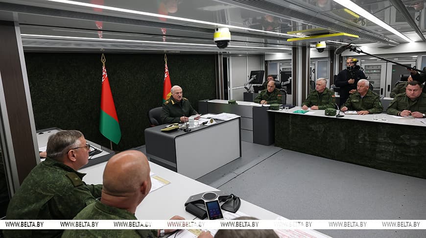 «Отставание смерти подобно». Президент — о важности модернизации системы связи в Вооруженных Силах