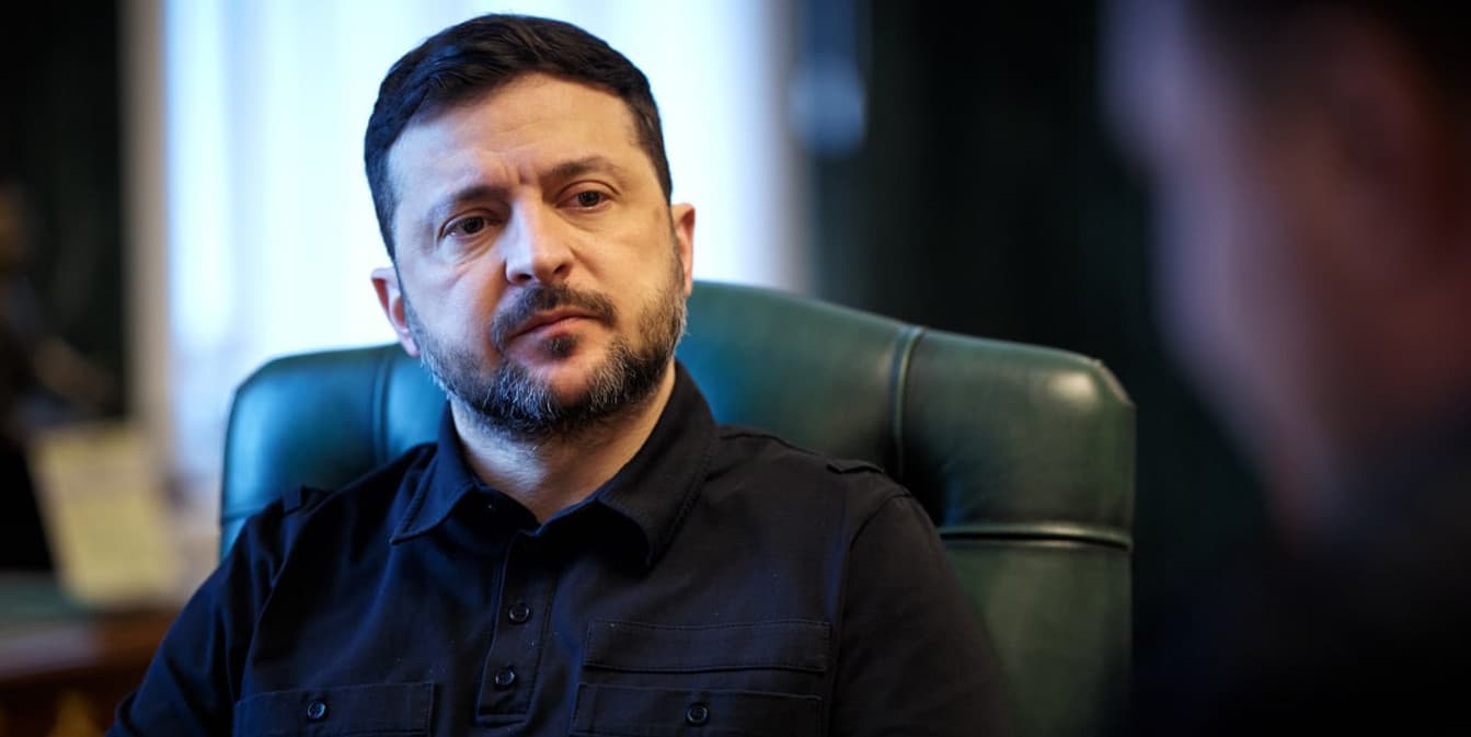 Песков предложил Зеленскому прилететь на переговоры в Москву