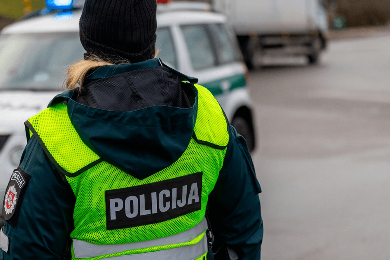 Министра благосостояния Латвии лишили должности из-за пьяного вождения