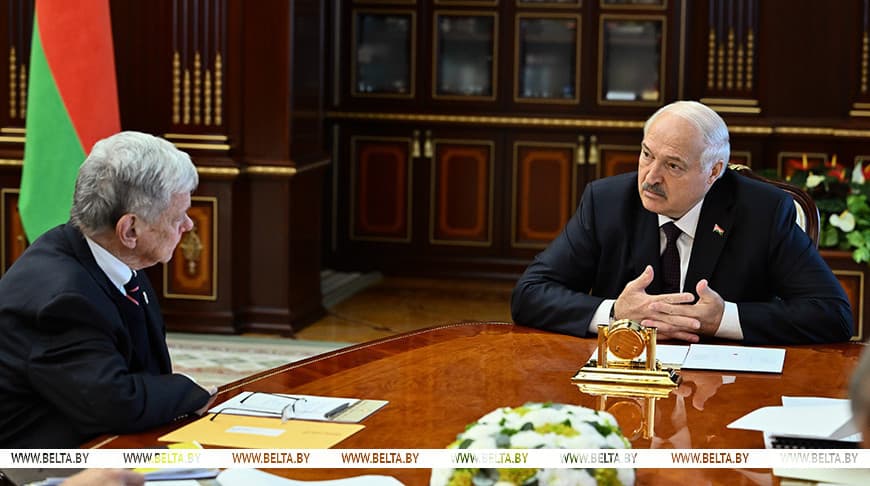 Лукашенко на встрече с Коулом развеял фейк о так называемых политзаключенных