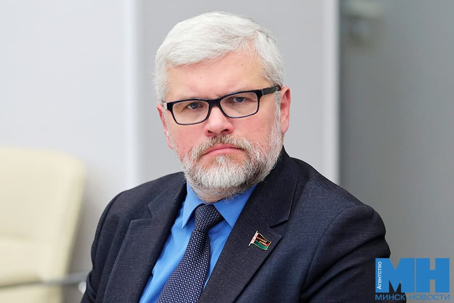 Не сенсация, а закономерность: В. Данилович о том, почему белорусы ценят мир и спокойствие