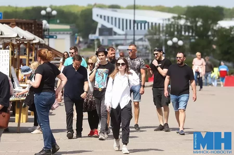 Социсследование: более 80 % белорусов ощущают себя гражданами суверенной и независимой Беларуси