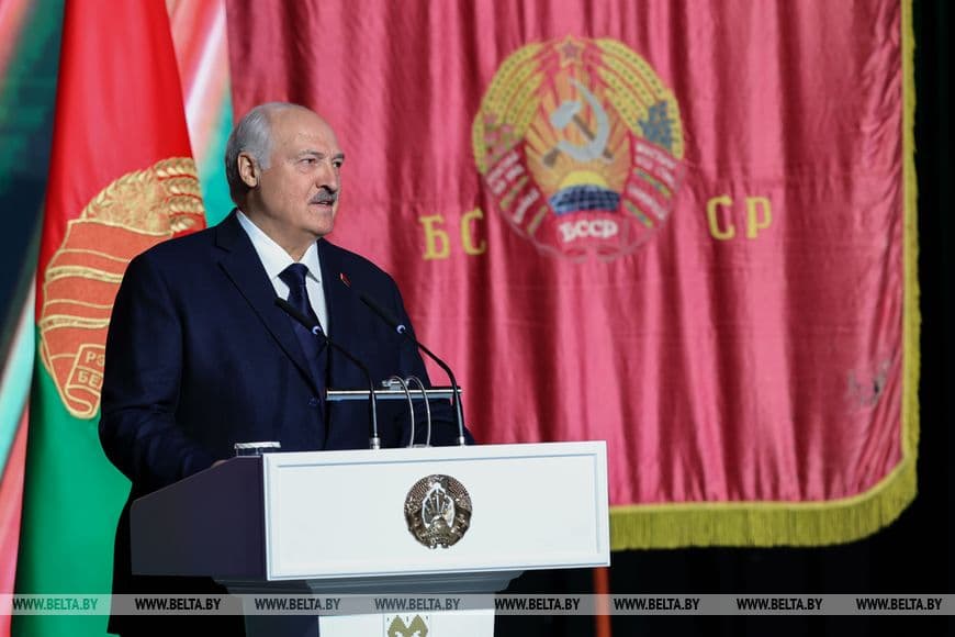 Президент: единство белорусского народа равно независимости государства