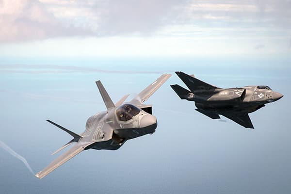 Секретные детали американских истребителей F-35 случайно попали в Гонконг